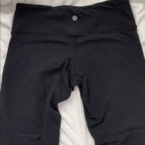 Black lululemon leggings